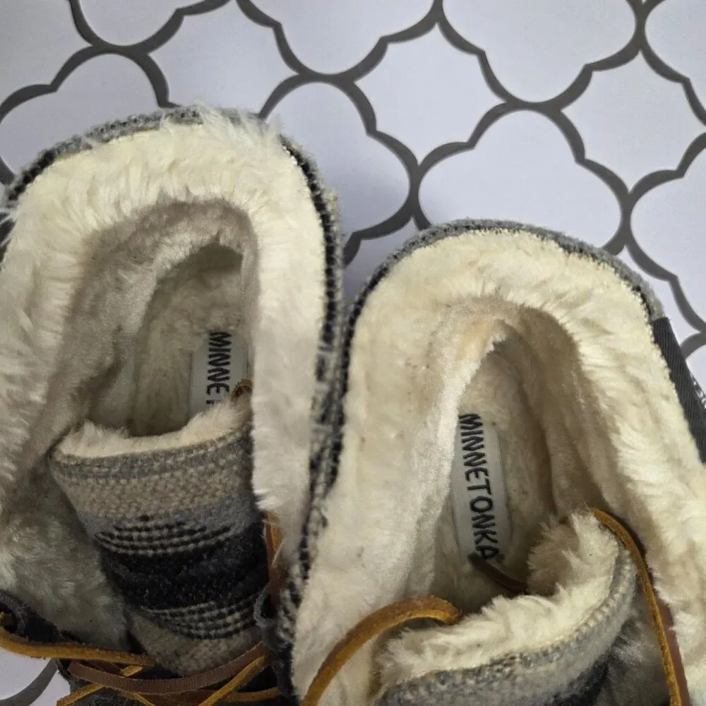 Minnetonka Womens Torrey Slipper Boot Grey Suede Boho Aztec Tribal Bootie Fur 7